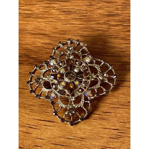 Unbranded Jewelry - Brooch Gold Tone Brown Rhinestone Vintage Pin
